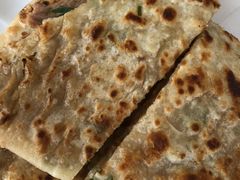 -溢心园香河肉饼总店