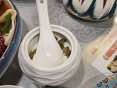 -汗腾格里·风味餐厅(新疆驻京办店)