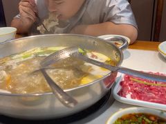 -乡土黄·鲜牛肉火锅·小龙虾(兴业街店)