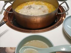 -洪氏嗨捞·猪肚鸡火锅(阳光天地店)