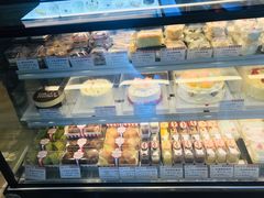 -红宝石·鲜奶小方·海派西点房(浦三店)