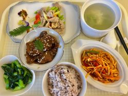 -雅馨国际月子中心