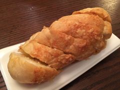 蒜蓉面包-Oyster Talks 四度蚝法餐厅