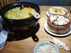 -九锅一堂酸菜鱼(万达广场店)