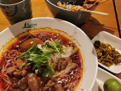 -重庆老字号·吴抄手·高豆花(T3航站楼店)