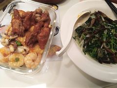 -新大咀港式茶餐厅(宝山万达店)