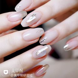 -Pink You美甲美睫纹绣定制中心