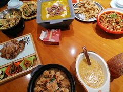 -有红鸡毛店·川菜(建设路店)