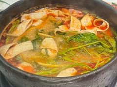 -贵府酸汤牛肉火锅·贵州老字号(飞山街店)