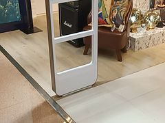 -LOG-ON(海港城店)