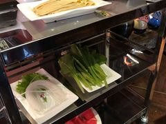 -大匠工房古船木艺术餐厅·猪肚鸡专门店(长白仙岛店)