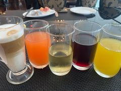 -圣丰索菲特·2 On 988 Café 自助餐厅