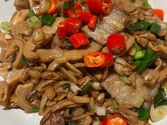 南竹笋炒五花肉-大盐帮川菜馆(长楹天街店)