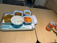 -老乡鸡(上海品尊国际中心店)