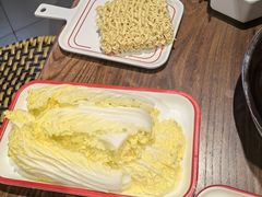 -阿润打边炉·鲜切鸡煲(华漕店)