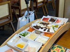 -芸南道·过桥米线(昆明老街旗舰店)