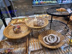 -巴黎贝甜(大宁国际商业广场店)