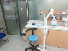 -上海仁爱医院口腔科 · 种植