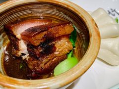 荷夹东坡肉-杭州西湖柳莺里酒店·闻莺厅