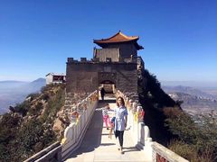 -鸡鸣山旅游风景区