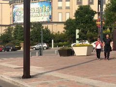 -王府井奥莱临潼小镇(临潼店)