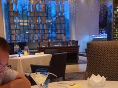 -AZUR聚(香格里拉饭店)