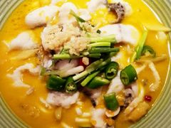 QQ酸汤鱼-蜜桃餐厅·江浙融合菜(荟聚购物中心店)