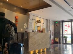 -柏槿酒店(罗湖口岸向西地铁站店)