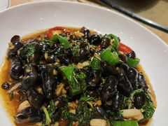 -年辉渔村·非遗传承餐厅(新丰江店)