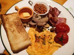 -JINNS锦时 steak&pizza(浸信会礼拜堂旧址店)