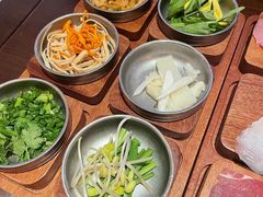 -银米·云南传统过桥米线(双廊黑金冠店)