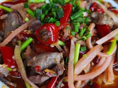 鸡杂绿豆粉-郑件洋芋饭庄