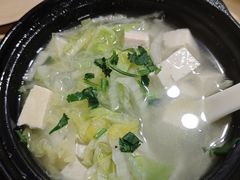-闫家驴肉老店(华电一校店)
