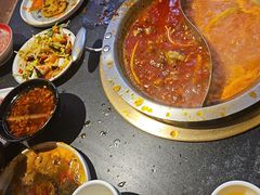 -沸炉重庆老火锅(军事博物馆店)