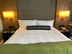 -上海滴水湖皇冠假日酒店