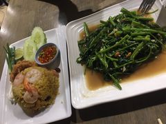 -The Dishes Seafood & Restaurant