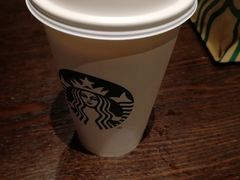 -星巴克臻选(南京金茂览秀城店)