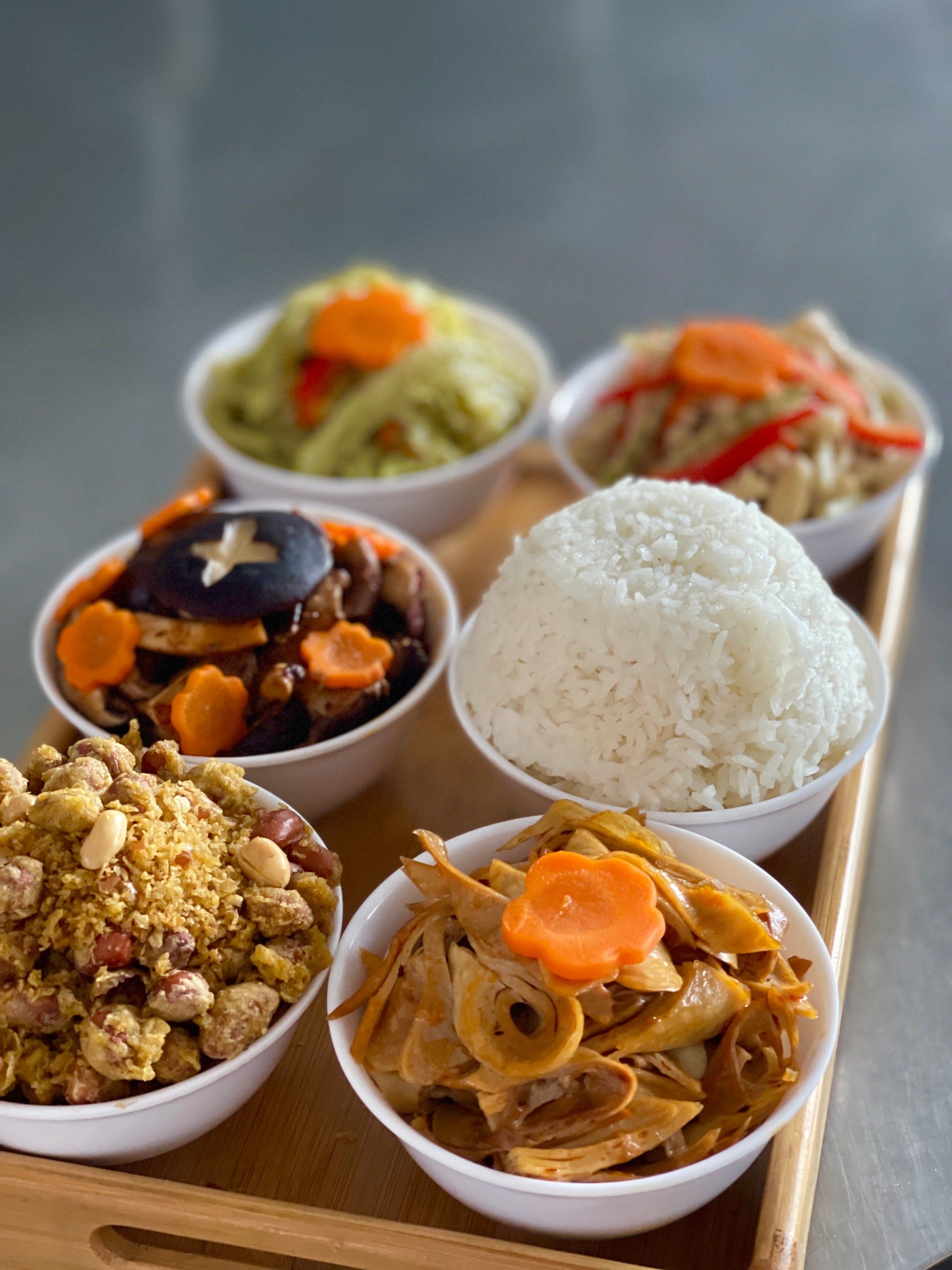 你敢信这是庙子里的斋饭?