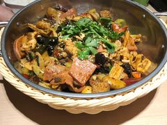 -拿渡麻辣香锅(世茂广场·工三店)