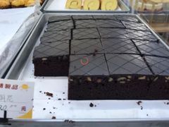 -爱德顺糕点食屋(利民道店)