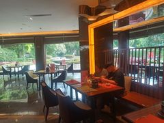 -岷山饭店-芝芝自助餐厅