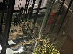-穹六人间 people 6(岳阳路店)