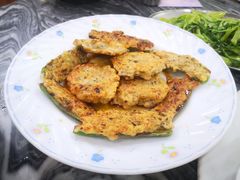 煎酿尖椒拼鱼饼-红星光发煲仔饭(大石街店)