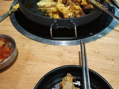 -肥肥虾庄·金牌油焖大虾(杨园滨江时代walk店)