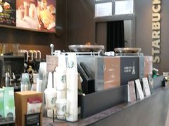 -星巴克(港汇1号办公楼店)