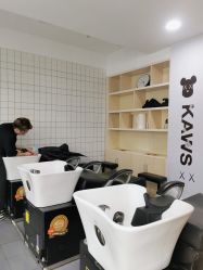 -Coo Hair salon