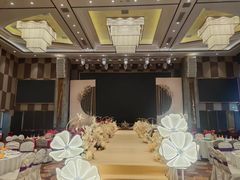 -经典婚纱摄影美学馆·私人定制