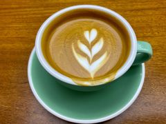 热拿铁-Line 咖啡(石厦花园店)