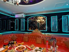 -路边边.炒菜烧烤.音乐餐厅(良乡长虹店)