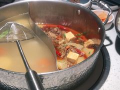 -左庭右院鲜牛肉火锅(环球港店)